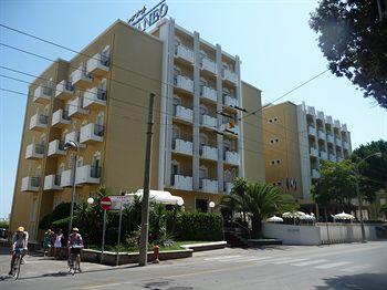 Hotel Litoraneo Rimini Viale Regina Elena 22