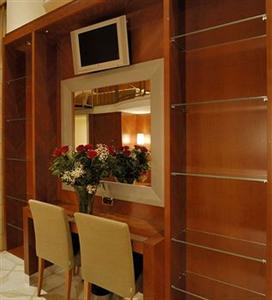 Hotel Opera Roma Via Firenze 11