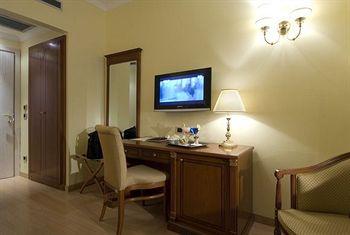 Homs Hotel Rome Via della Vite 71