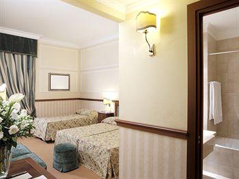 Hotel Savoy Rome Via Ludovisi 15