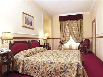 Hotel Savoy Rome Via Ludovisi 15