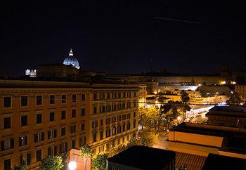 Orange Hotel Rome Via Crescenzio 86