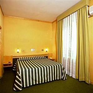 Hotel Pavia Rome Via Gaeta 83