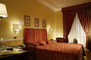 Bettoja Massimo D'Azeglio Hotel Rome Via Cavour 18