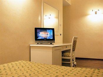 Hotel Piemonte Rome Via Vicenza 34