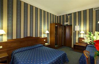 Montecarlo Hotel Rome Via Palestro 17A