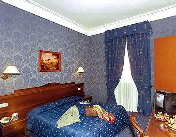 Montecarlo Hotel Rome Via Palestro 17A