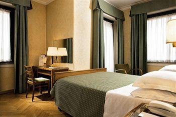 Bettoja Atlantico Hotel Rome Via Cavour 23