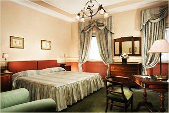 Hotel Alexandra Rome Via Vittorio Veneto 18