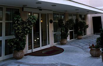 Sunrise Hotel Rome Via Cilento 3