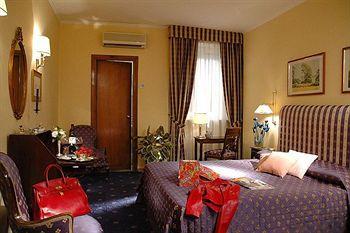 Hotel Napoleon Rome Piazza Vittorio Emanuele 105