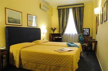 Hotel Napoleon Rome Piazza Vittorio Emanuele 105