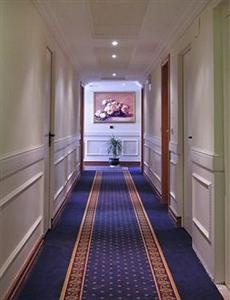 Pinewood Hotel Rome Via della Pineta Sacchetti 43