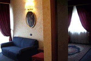 Hotel Flaminius Rome Via del Frassineto 21-23