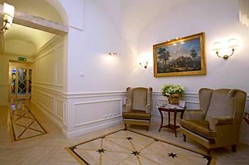 Boutique Hotel Trevi Rome Via delle Muratte 90/92