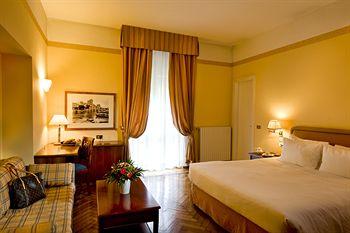 Grand Hotel Terme Sirmione Viale Marconi 7