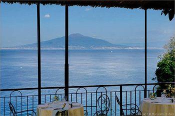 Grand Hotel Royal Sorrento Via Correale 42