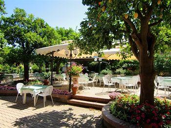 Hotel Girasole Sorrento Corso Italia 302