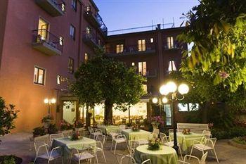 Hotel Girasole Sorrento Corso Italia 302