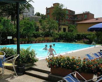 Hotel Girasole Sorrento Corso Italia 302