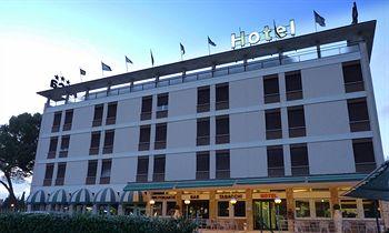 Arca Hotel Spoleto S.S. Flaminia km 127