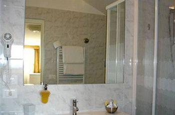 Villa Imperiale Hotel Spotorno Via Aurelia 47