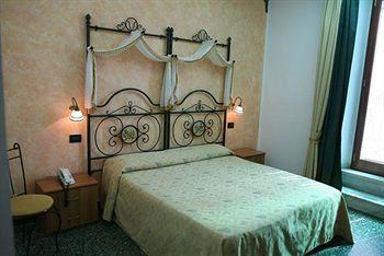 Hotel Victoria Taormina Corso Umberto I 81