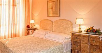 Hotel Villa Belvedere Taormina Via Bagnoli Croce 79