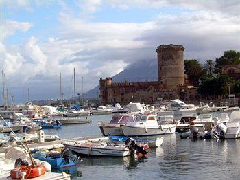 Torre Artale Relais Hotel Trabia Contrada S. Onofrio, 1