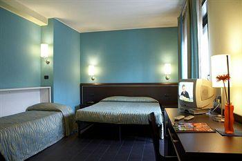 Campidoglio Hotel Turin Via Corio 11