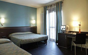 Campidoglio Hotel Turin Via Corio 11