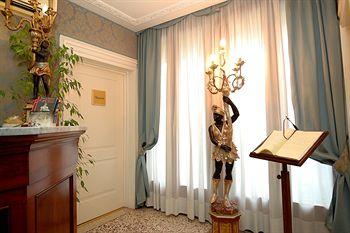 Locanda Antica Hotel Venice Frezzeria San Marco 1672