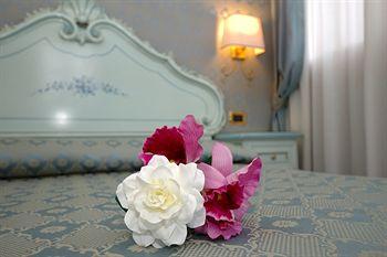 Locanda Antica Hotel Venice Frezzeria San Marco 1672