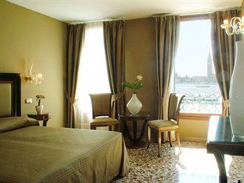 Hotel Paganelli Venice Riva Degli Schiavoni 4182