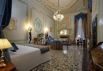 Palazzo Paruta Hotel Venice San Marco 3824