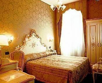 Hotel Gorizia a La Valigia Venice C. de Fabbri/s.Marco 4696/A