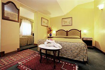 Hotel Pausania Venice Dorsoduro 2824