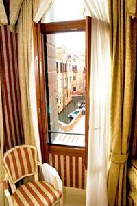 Casa Santa Maria Formosa Hotel Venice Fondamenta Dei Preti Castello 5841