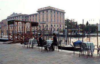 Antiche Figure Hotel Venice Santa Croce 687