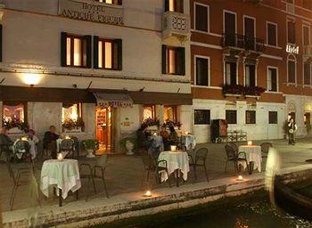 Antiche Figure Hotel Venice Santa Croce 687