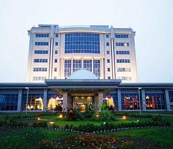 Rixos President Hotel Astana Tauelsizdik Str. No-7