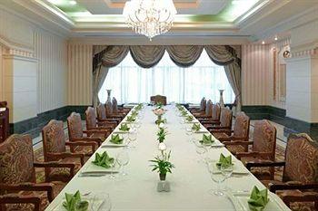 Rixos President Hotel Astana Tauelsizdik Str. No-7