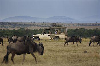 Fairmont Safari Club Lodge Masai Mara P.O. Box 58581 Masai Mara National Reserve