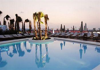 Riviera Hotel Beirut Avenue de Paris Corniche El Manara