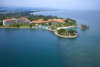 Shangri-La's Tanjung Aru Resort and Spa Kota Kinabalu 20 Jalan Aru, Tanjung Aru