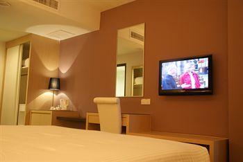 Radius International Hotel Kuala Lumpur 51A Changkat Bukit Bintang