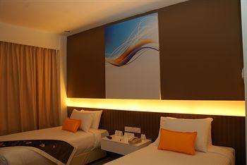 Radius International Hotel Kuala Lumpur 51A Changkat Bukit Bintang