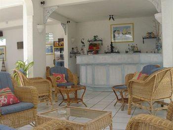 Oasis Beach Club Hotel Pointe Aux Piments Royal Road