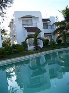 Oasis Beach Club Hotel Pointe Aux Piments Royal Road