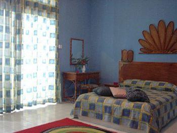 Oasis Beach Club Hotel Pointe Aux Piments Royal Road